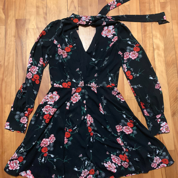 Long-Sleeved Floral Dress in Black Multi - Picture 2 of 3